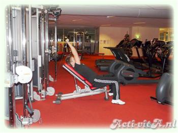 Cable Incline Triceps extension