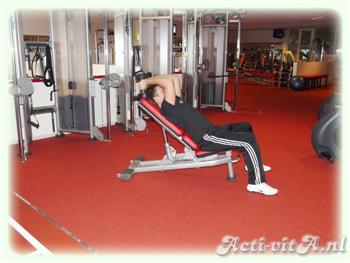 Incline Dumbbell lying triceps extension
